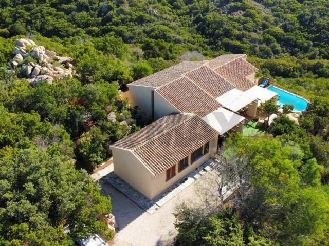 Villa Schiera in vendita a Trinità d'Agultu e Vignola, Sardigna/Sardegna