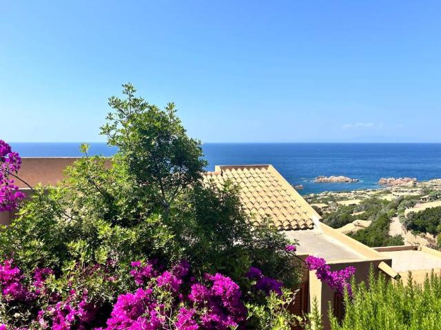 Villa Schiera in vendita a Trinità d'Agultu e Vignola, Sardigna/Sardegna