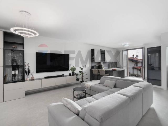 Villa Schiera in vendita a Rancate, Triuggio