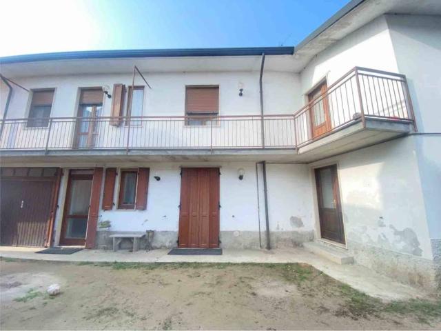 Villa Schiera in vendita a Tromello, Lombardia