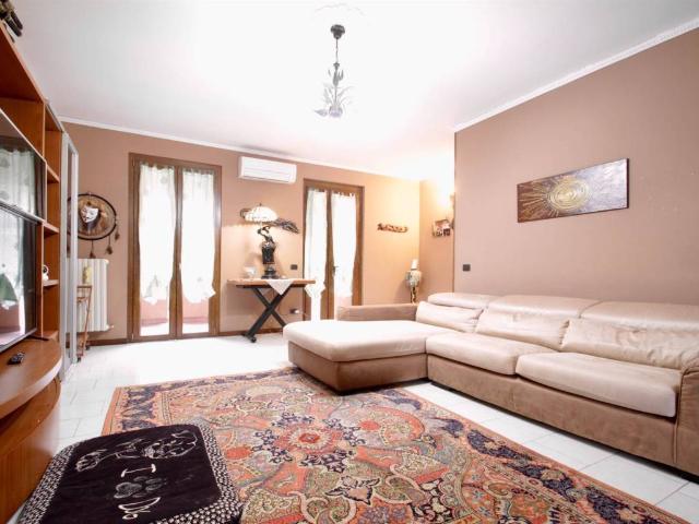 Villa Schiera in vendita a Truccazzano, Lombardia