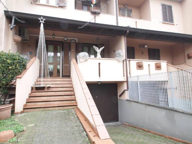 Villa Schiera in vendita a Truccazzano, Lombardia