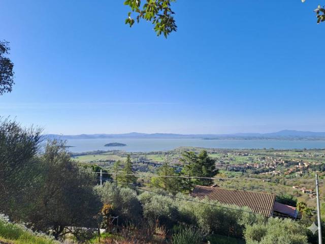 Villa Schiera in vendita a La Cima, Tuoro Sul Trasimeno