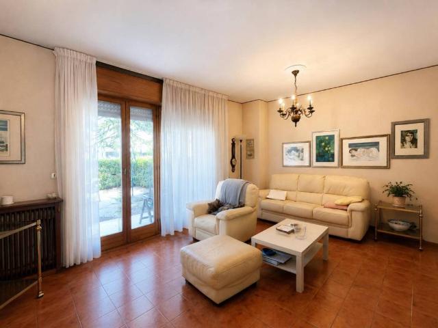 Villa Schiera in vendita a Beivârs, Reana Del Roiale