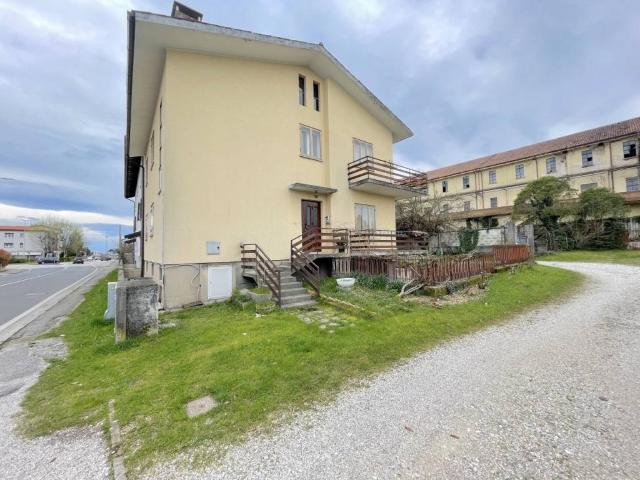 Villa Schiera in vendita a Reana Del Roiale, Friuli-Venezia Giulia