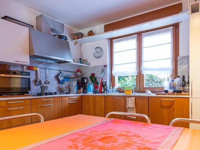 Villa Schiera in vendita a Rizzi / I Riçs, Udine / Udin