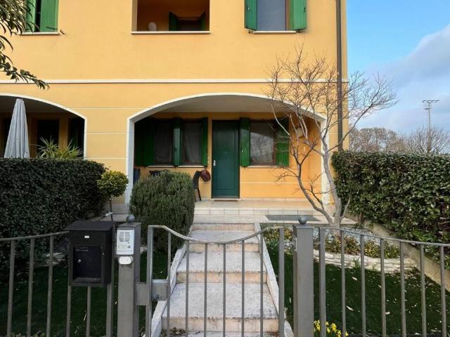 Villa Schiera in vendita a Urbana, Veneto