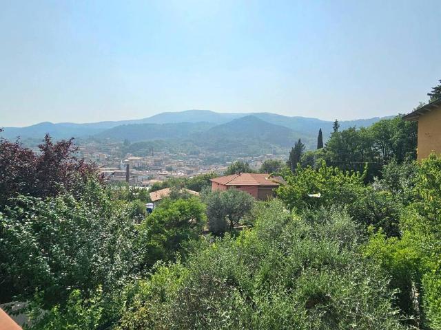 Ville Schiera in vendita a Vaiano, Boccheraccio
