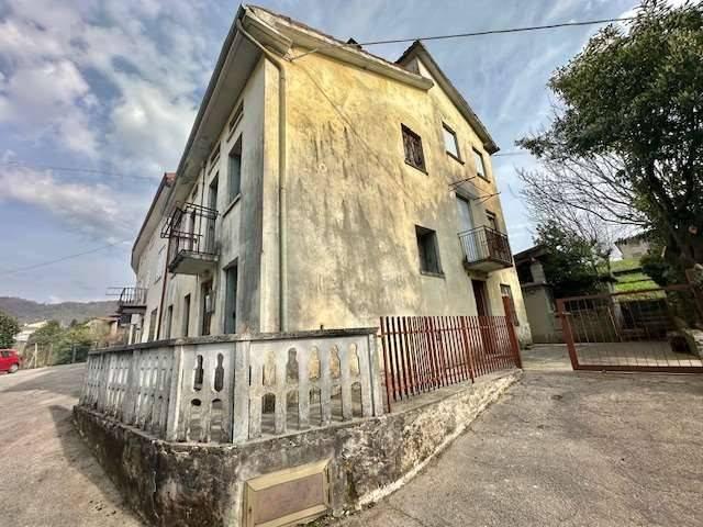 Villa Schiera in vendita a Valdagno, Veneto