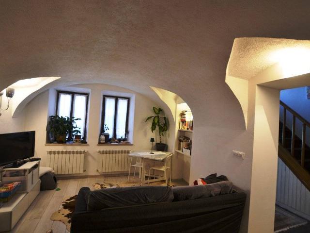 Villa Schiera in vendita a Valdilana, Piemonte