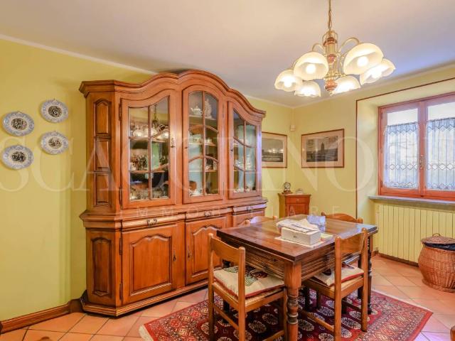 Villa Schiera in vendita a Valdilana, Piemonte