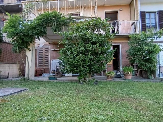 Villa Schiera in vendita a Valdilana, Piemonte