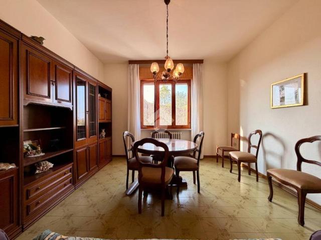 Villa Schiera in vendita a Gherla, Valeggio sul Mincio