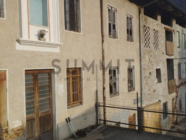 Villa Schiera in vendita a Valli Del Pasubio, Veneto