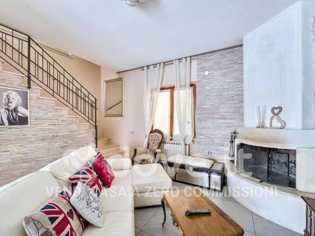 Villa Schiera in vendita a Vallo Di Nera, Umbria