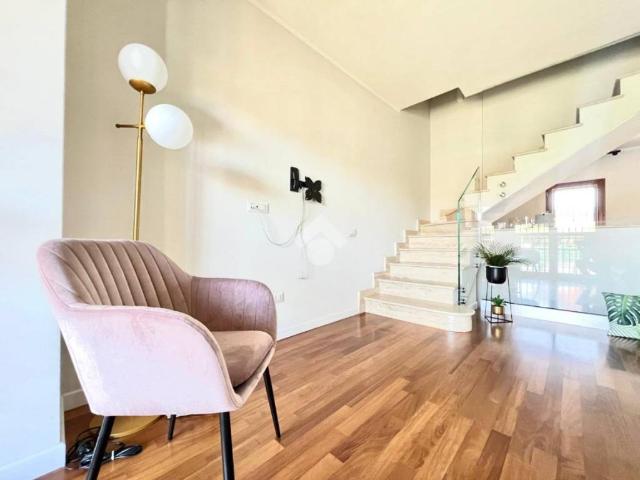 Villa Schiera in vendita a Villaggio Rinascita, Roma Capitale