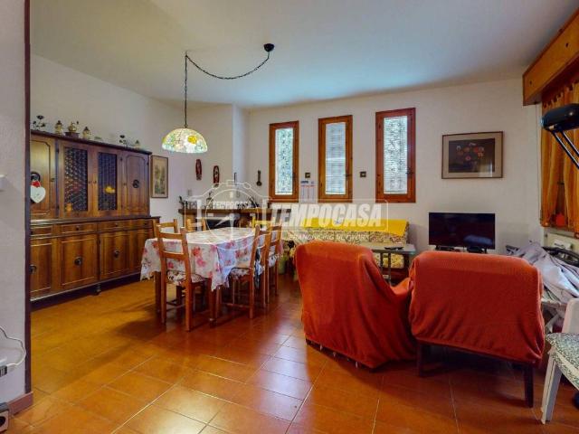 Villa Schiera in vendita a Unione dei comuni Valli del Reno, Lavino e Samoggia, Bortolani