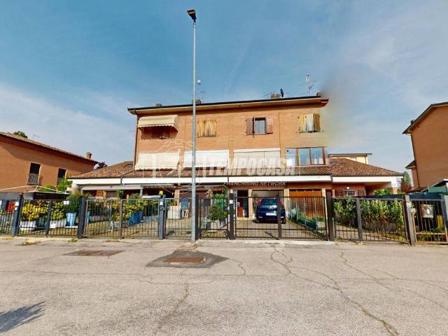 Villa Schiera in vendita a Unione dei comuni Valli del Reno, Lavino e Samoggia, Bazzano