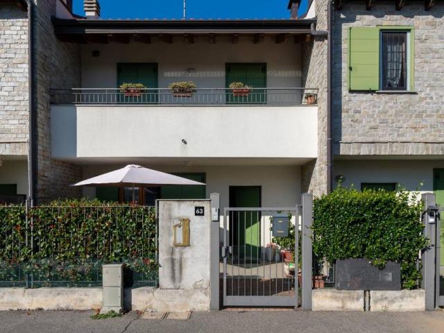 Villa Schiera in vendita a Vanzaghello, Milano