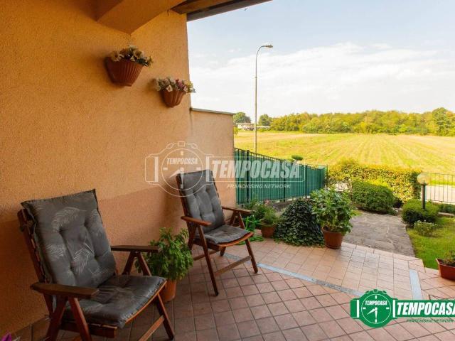 Villa Schiera in vendita a Vanzaghello, Milano