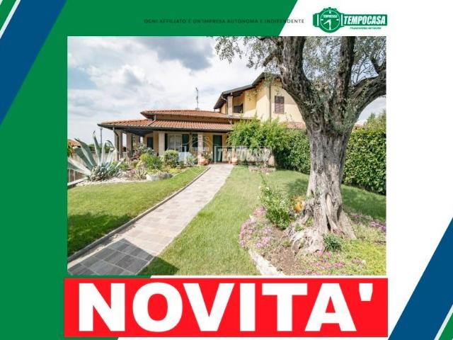 Ville Schiera in vendita a Vaprio D'adda