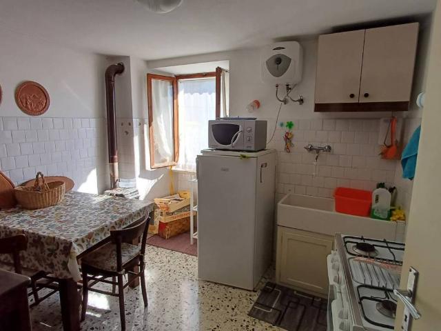 Villa Schiera in vendita a Parone, Varallo