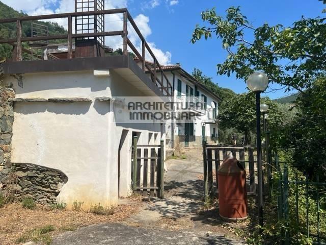 Villa Schiera in vendita a Pero, Varazze