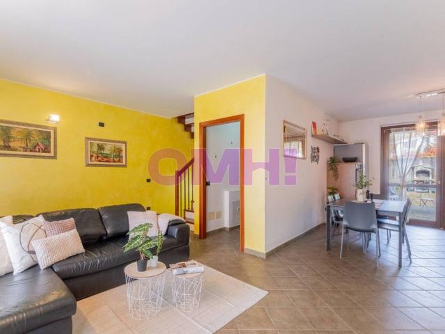 Villa Schiera in vendita a Bustecche, Varese