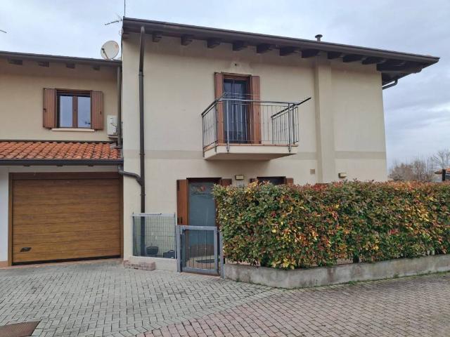 Villa Schiera in vendita a Varmo, Friuli-Venezia Giulia