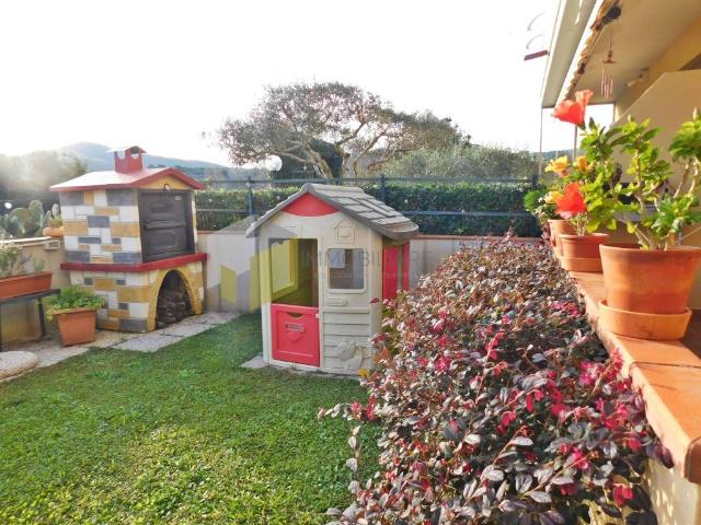 Villa Schiera in vendita a Vecchiano, Toscana
