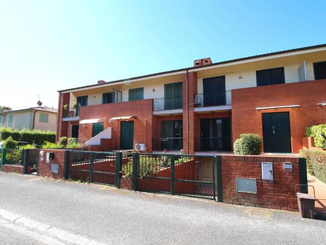 Villa Schiera in vendita a Migliarino Pisano, Vecchiano