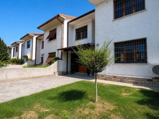 Villa Schiera in vendita a Vecchiano, Toscana