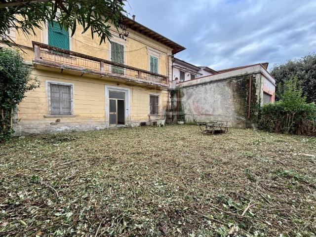 Villa Schiera in vendita a Migliarino Pisano, Vecchiano