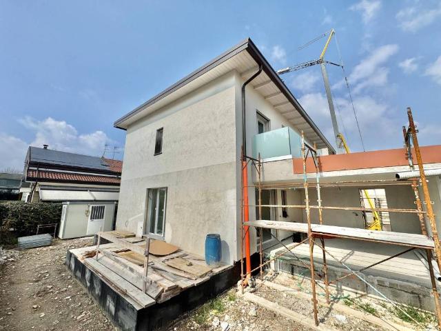 Villa Schiera in vendita a Vedano Al Lambro, Lombardia