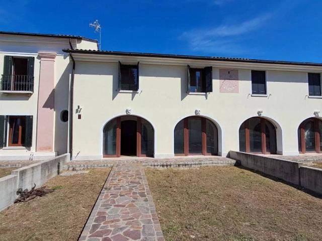Villa Schiera in vendita a Carpenedo, Venezia