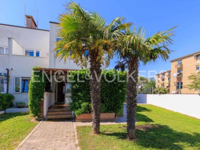 Villa Schiera in vendita a Venezia