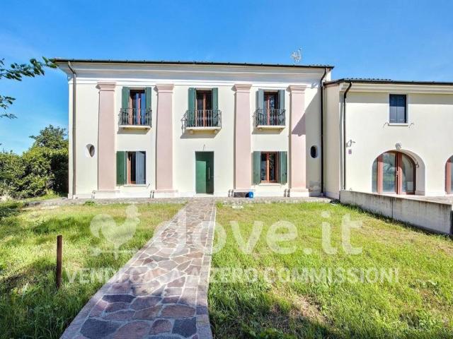 Villa Schiera in vendita a Venezia