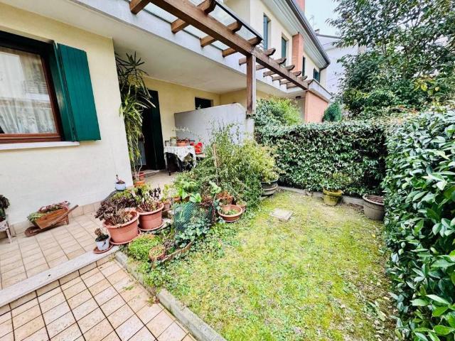 Villa Schiera in vendita a Mestre-Carpenedo, Venezia