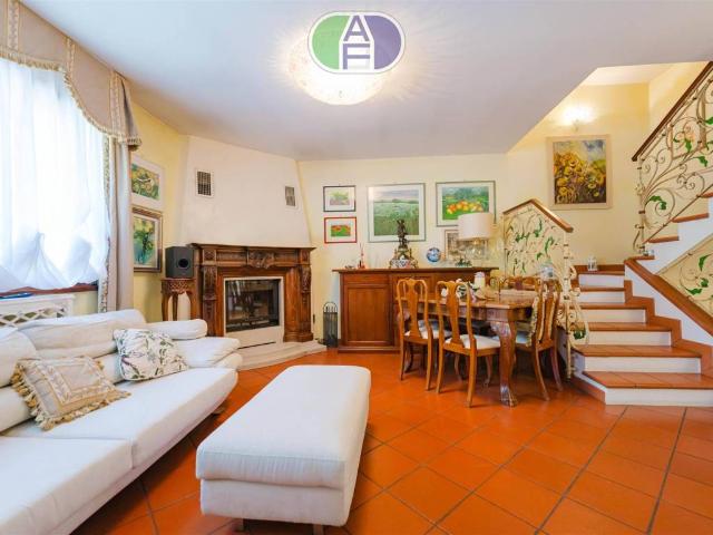 Villa Schiera in vendita a Mestre-Carpenedo, Venezia
