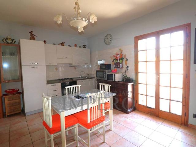 Villa Schiera in vendita a Bevera, Ventimiglia