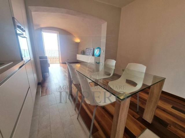 Villa Schiera in vendita a Ventimiglia, Liguria