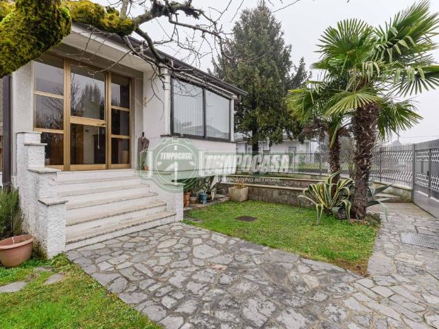 Villa Schiera in vendita a Verdellino, Lombardia
