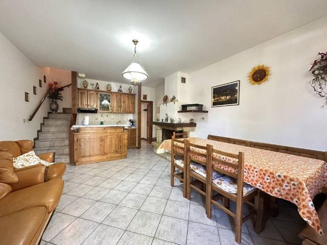 Villa Schiera in vendita a Unione dei comuni Valle del Savio, Verghereto