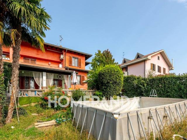Villa Schiera in vendita a Vermezzo, Vermezzo con Zelo