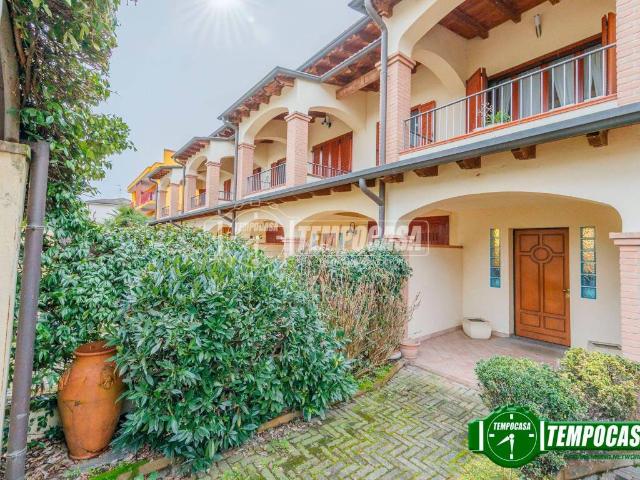 Villa Schiera in vendita a Unione dei Comuni I Fontanili, Vermezzo