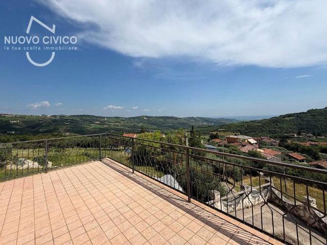Villa Schiera in vendita a Nord-Est, Brenzone