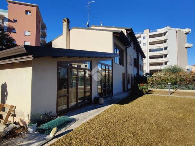 Villa Schiera in vendita a Ovest, Brenzone
