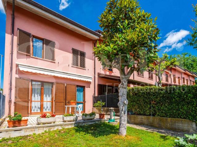 Villa Schiera in vendita a Unione di comuni Valmarecchia, Verucchio