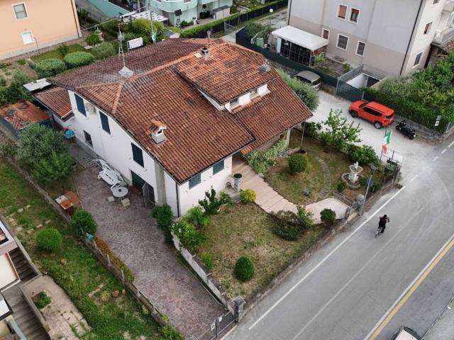Villa Schiera in vendita a Unione di comuni Valmarecchia, Verucchio