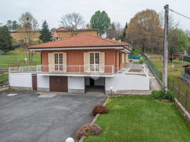 Villa Schiera in vendita a Verzuolo, Piemonte